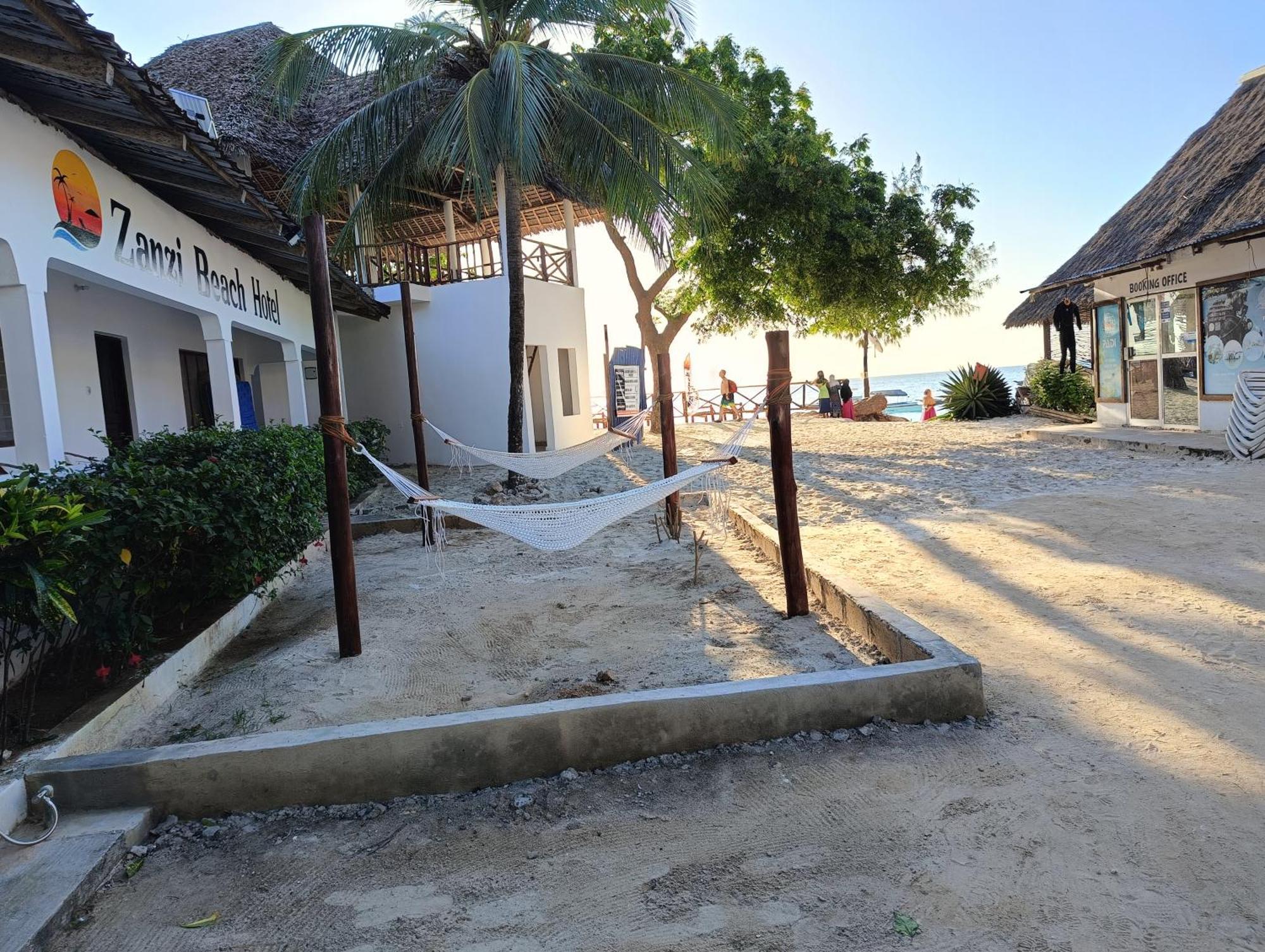 Zanzi Beach Hotel Нунгви Екстериор снимка