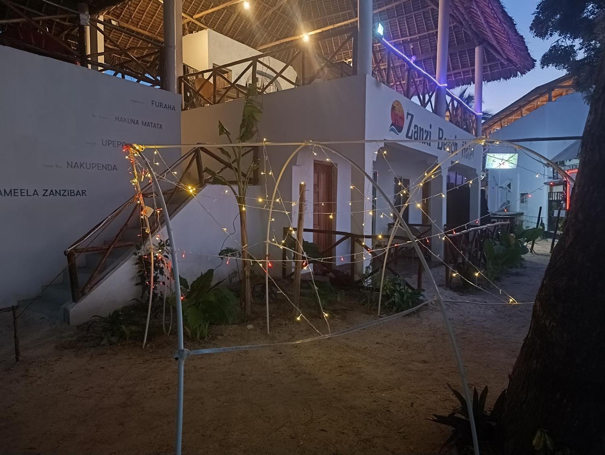 Zanzi Beach Hotel Нунгви Екстериор снимка